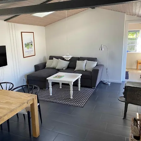 Lovely Near Beautiful Bathing Дом отдыха Оттеруп